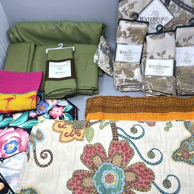 Table Linens Contemporary 