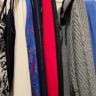 St John’s Tops, Outfits & Jackets