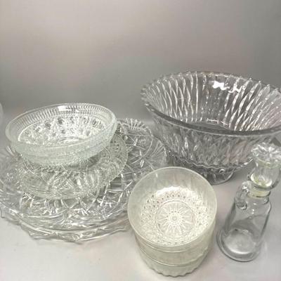 Glass And Crystal Serving Bowls And Plates