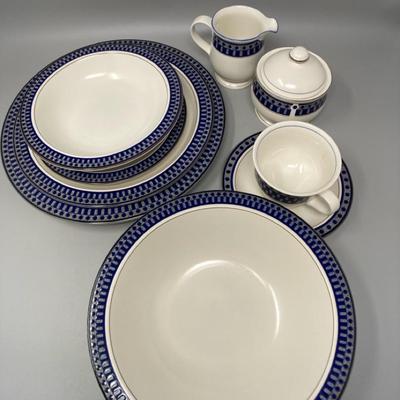 Mikasa “Potter’s Touch” Aztec Blue For Eight