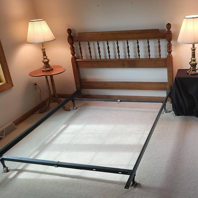 Full Size Bed w/ Table (BR2)