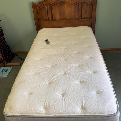 Twin Sleep Number Bed & Headboard (MBR)