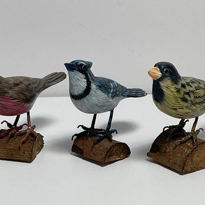 Small Stiefel Carved And Hand Painted Birds Lot Of 3