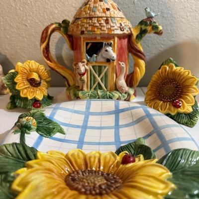Fitz and Floyd Country Farm & Sunflower Ceramic Set – Teapot, Dish, & Accents