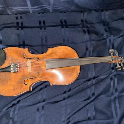 Nikolais Amali Violin #1