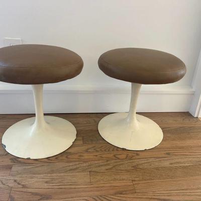 Vintage Knoll 