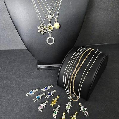 Sterling Silver (Marked) 17-19" Necklaces and Pendants 