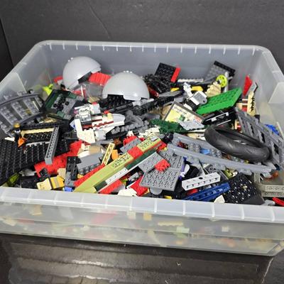Lego Bulk Bricks with Specialty Pieces -11 Pounds - Lot 3
