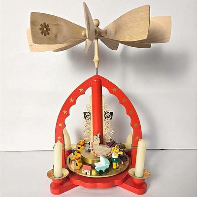 Erzgebirgische Teddy Bear Christmas Candle Pyramid, Made In Germany - 9”h