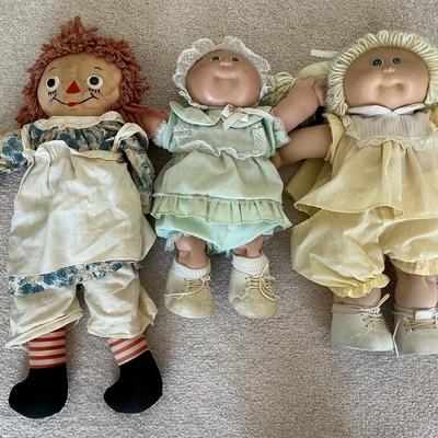 2 Vintage Cabbage Patch Dolls + Johnny Gruelle Raggedy Ann Doll