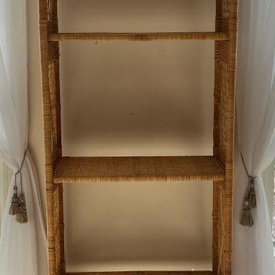 Wicker Standing Shelf