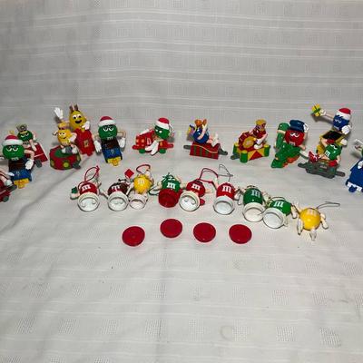 Vintage Collectible M&M Christmas Figures And Train Cars