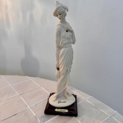 Giuseppe Armani Porcelain Sculpture 