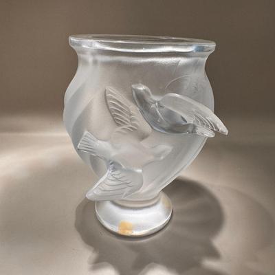 Lalique “Colombes” Vase