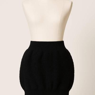 Vintage Chanel Black Mohair Blend Balloon Skirt – Iconic 1980s Couture