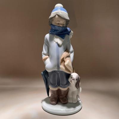 Lladro Porcelain figurine “Winter Days”
