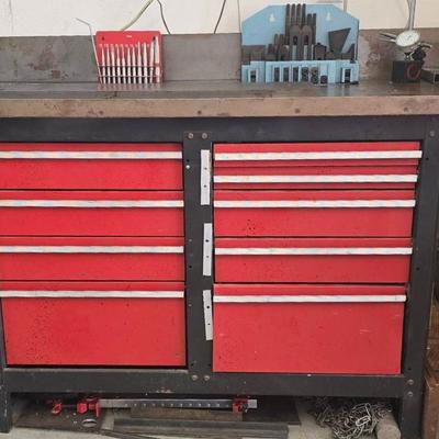 9 Drawer Work Bench & Contents