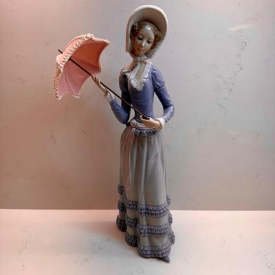 Lladro Porcelain Figure Victorian Girl 