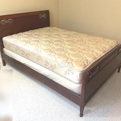 Federal Style Vintage Full Size Bed