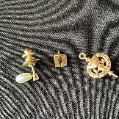 10K & 14KT Gold Pin And Tie Pins