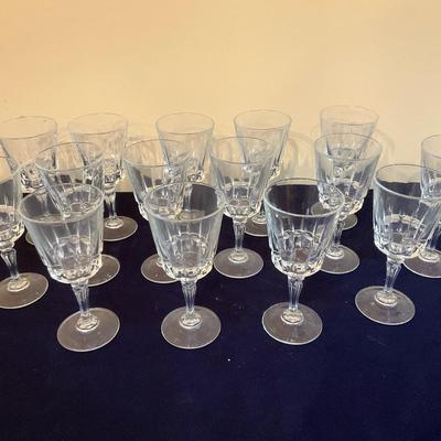 15 Crystal Wine Glasses Possibly By Cristal D’Arques Durand