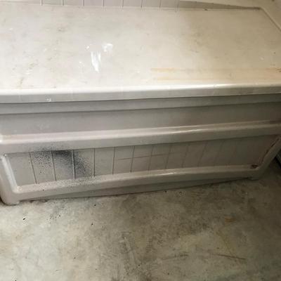 Suncast Storage Bin