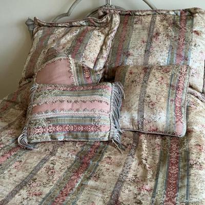 Full Size Bed 