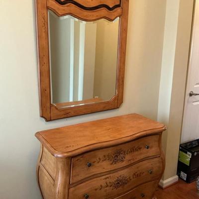 Chest Of Drawers With Mirror