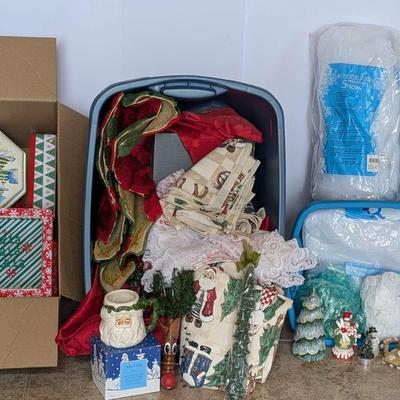 Large Holiday Décor & Entertaining Lot – Totes of Linens, Ceramics, Ornaments & More
