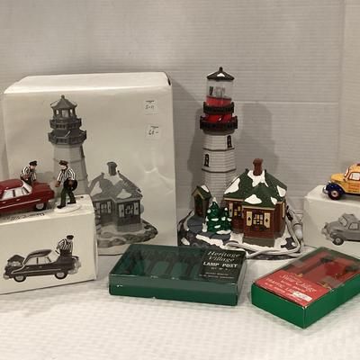 Dept. 56 Snow Village (7 Pieces)