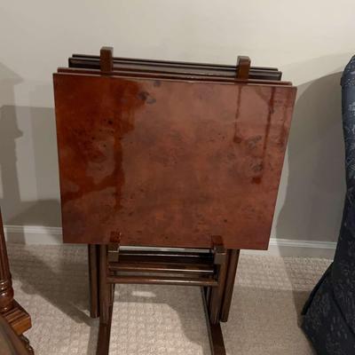 Frontgate Mohogany Burlwood TV Trays With Stand