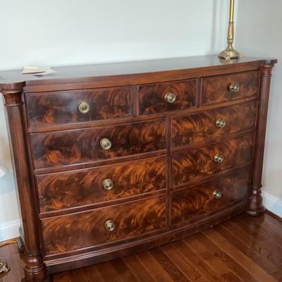Henredon Mahogany Chest Of Drawers