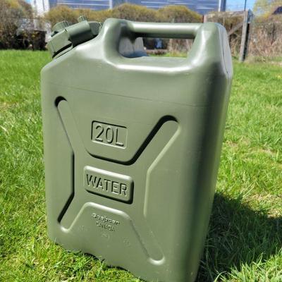 Scepter of Canada 20L Potabke water storage. $9