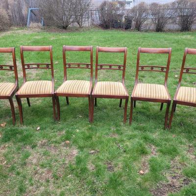 Set of Dolid Wood Dining Room Chairs