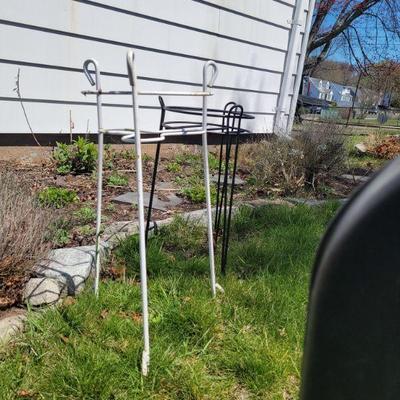 Metal Plant Stands
$3