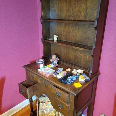 Liquor display/  Hutch