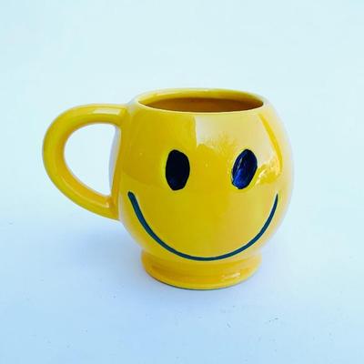 Vtg. McCoy  smiley face mug