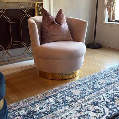 Trestle glen swivel pink arm chair