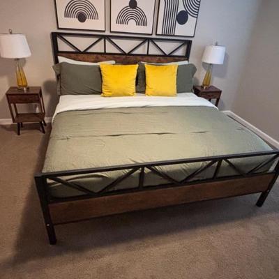 King Bed w/ Frame 