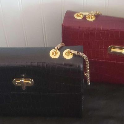 Set Of 2 Bloomingdales Handbags - Onyx and Burgundy