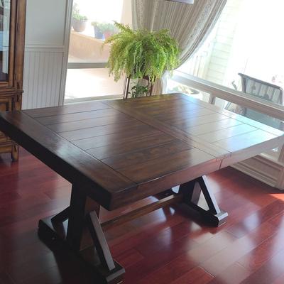 Dramatic Dining Table From Cost Plus 