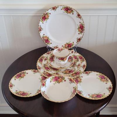 Royal Albert, Old Country Roses China Set - Service For 10 With Spare Pieces