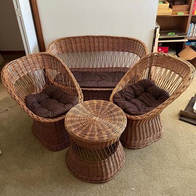 Lot 312: Indoor Wicker 4 Piece Set