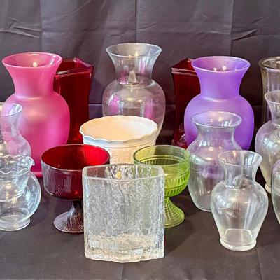 Lot 210: Floral Vases