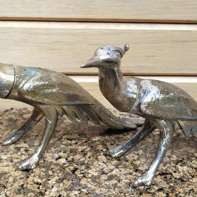 WB Mfg Co. Metal Salt & Pepper Peacocks