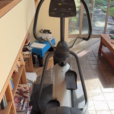 Precor USA EFX Elliptical Crosstrainer