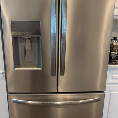 Frigidaire Gallery French Door Refrigerator 