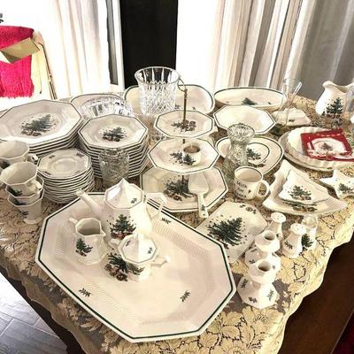 VIntage Nikko Christmastime Pattern HUGE set.