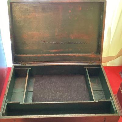 Wooden trinket box open