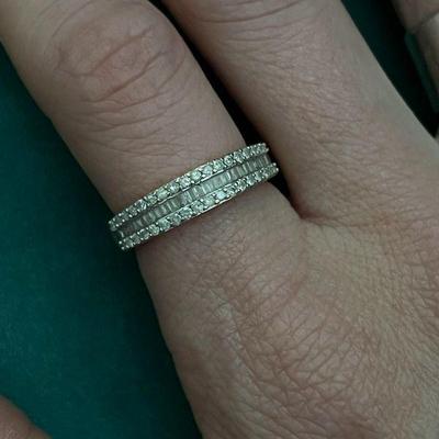 14 karat gold ring